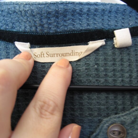 SOFT SURROUNDINGS Gabriel Top Boho Embroidered Thermal - Picture 5 of 11